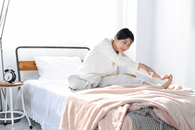 毎日3分でOK！腰痛予防に効果的な簡単ストレッチ　｜八尾市　オカモト鍼灸整骨院・神経整体院